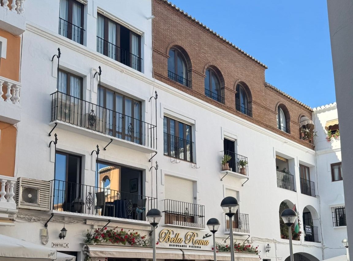 How a Weatherproof Wall Coating Can Protect Your Spanish Coastal Home!