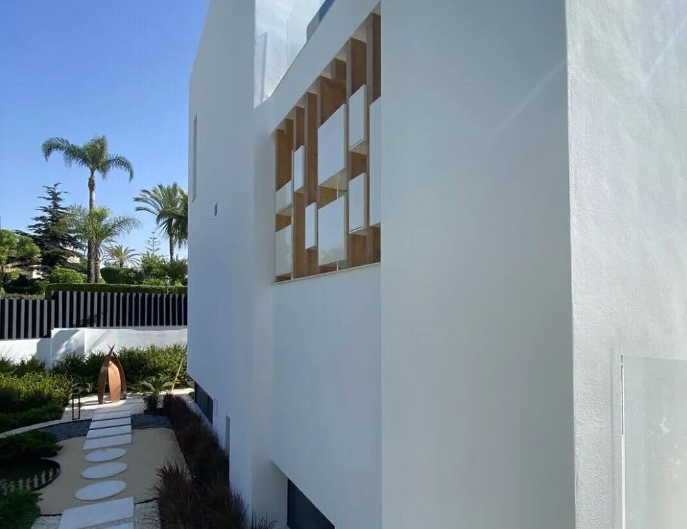 A wall cleaning company with over 1,000 Trust a Trader Reviews and Counting!